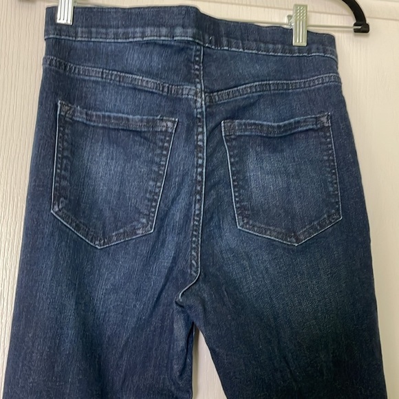 Sneak Peek bell/ flare bottom jeans size 7 - Picture 3 of 4